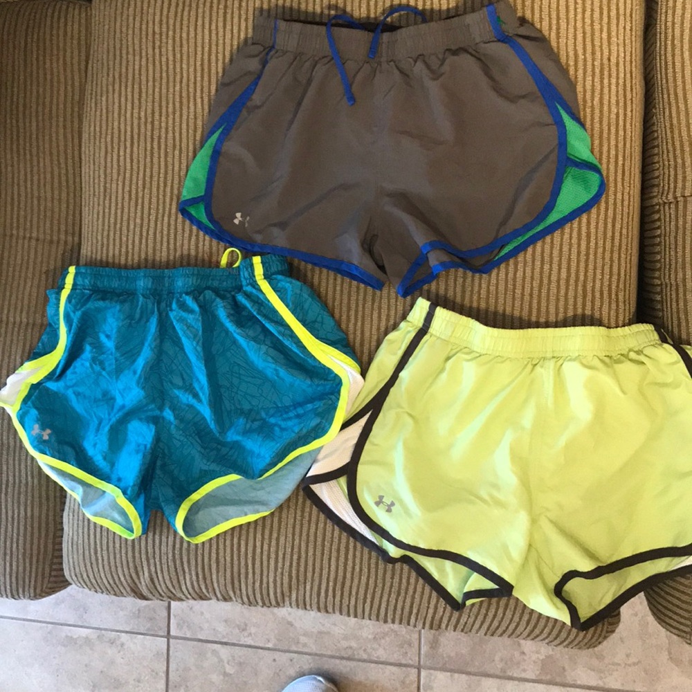 Underarmour running shorts